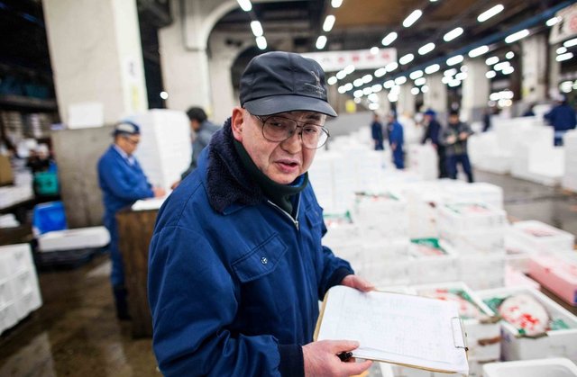 Tsukiji's+last+workers+by+Rob+Bain+&+Far+Features+|+Far+Features+media+production+company+|+Japan+|+largest+fish+market+|+photo+essay4.jpg